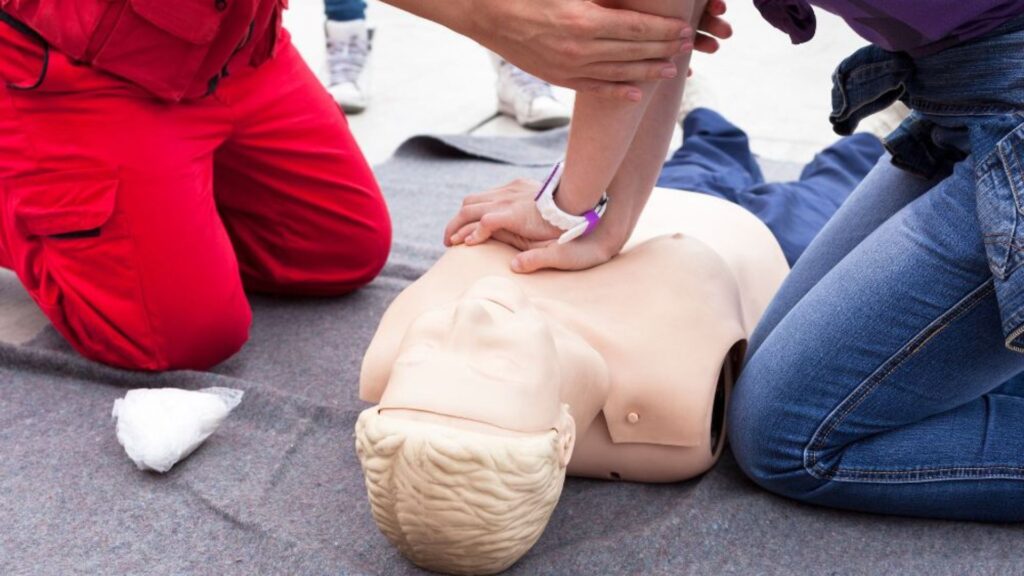 SafeCert Level 3 Award in Emergency First Aid at Work (1 Day)